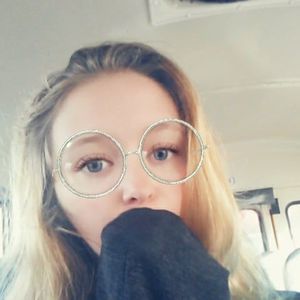 Meet your Posher, Allie